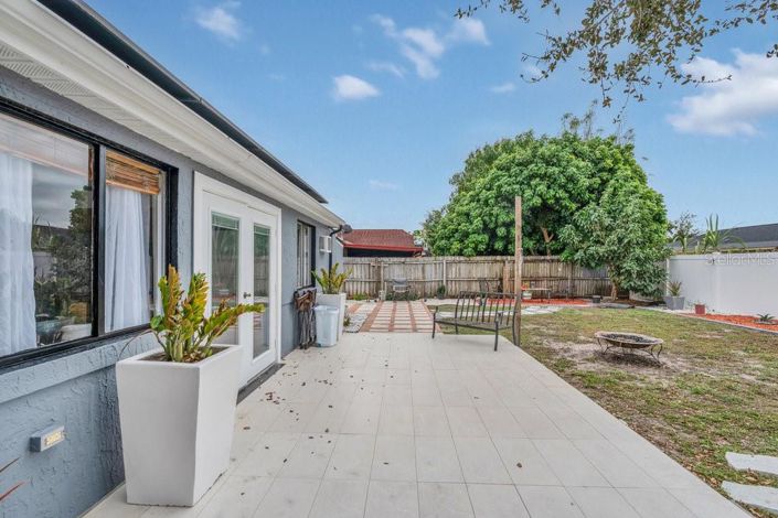 Image No.27-3 Bed Property for sale