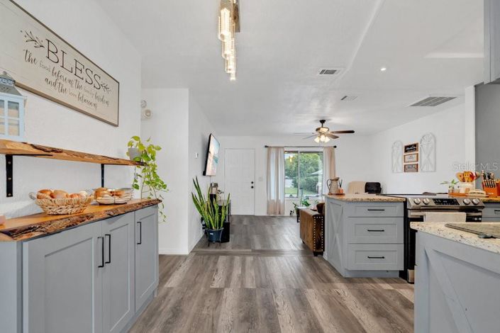 Image No.3-3 Bed Property for sale