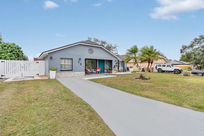 Image No.47-3 Bed Property for sale