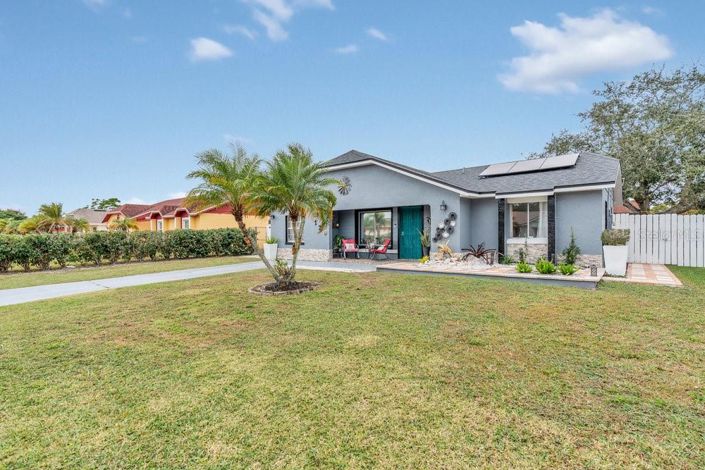 Image No.48-3 Bed Property for sale