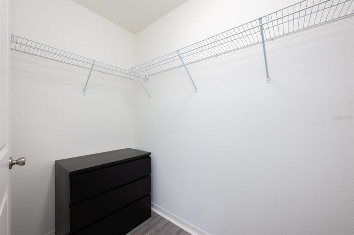 Image No.12-3 Bed Property for sale