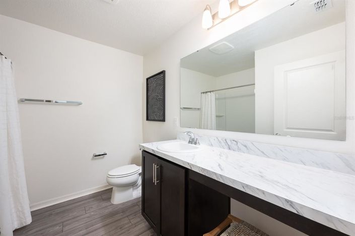 Image No.14-3 Bed Property for sale