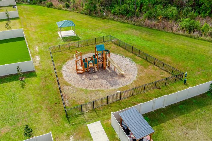 Image No.24-3 Bed Property for sale