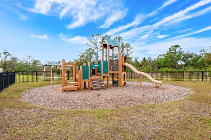 Image No.25-3 Bed Property for sale