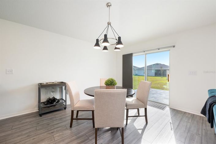 Image No.5-3 Bed Property for sale