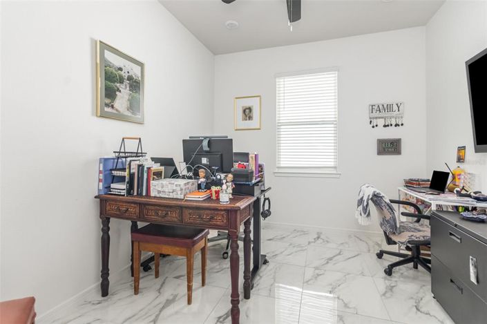 Image No.10-3 Bed Property for sale