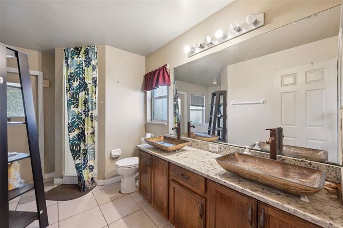 Image No.10-4 Bed House for sale