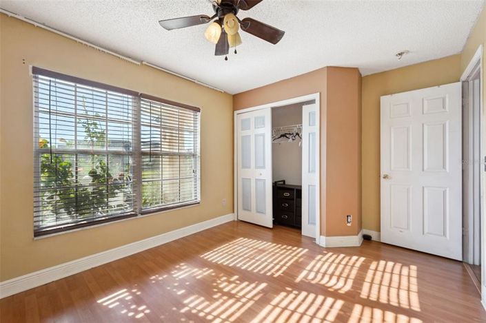 Image No.15-4 Bed Property for sale