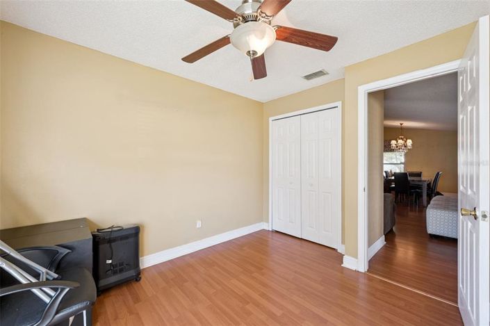 Image No.16-4 Bed Property for sale