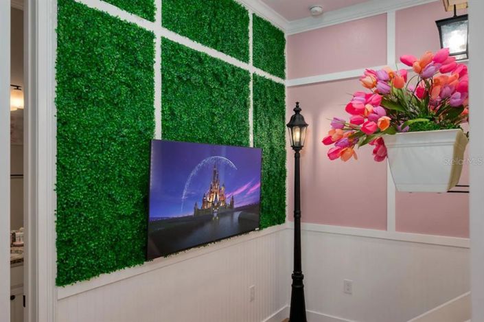 Image No.17-5 Bed House for sale