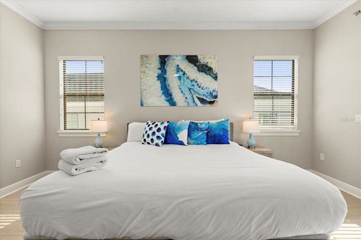 Image No.36-5 Bed House for sale