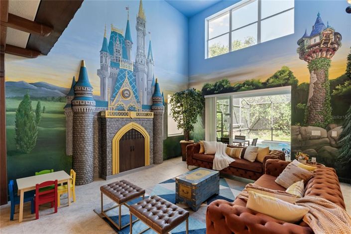 Image No.3-5 Bed Property for sale