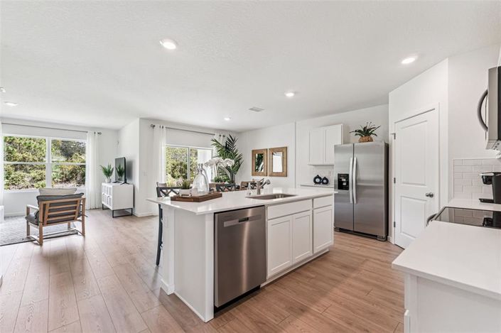 Image No.14-Propriété de 4 chambres à vendre à États-Unis