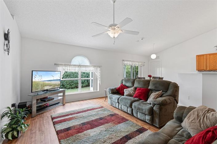 Image No.11-Propriété de 3 chambres à vendre à États-Unis