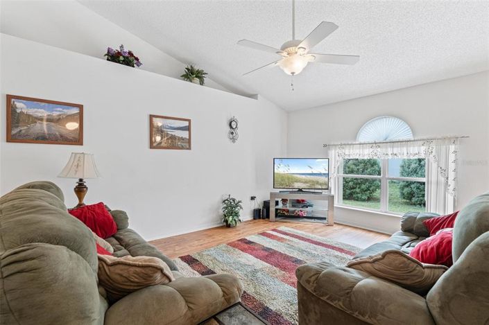 Image No.12-Propriété de 3 chambres à vendre à États-Unis