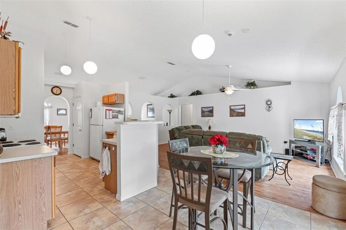 Image No.15-Propriété de 3 chambres à vendre à États-Unis