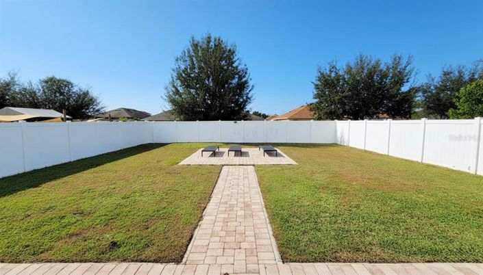 Image No.16-Propriété de 4 chambres à vendre à États-Unis