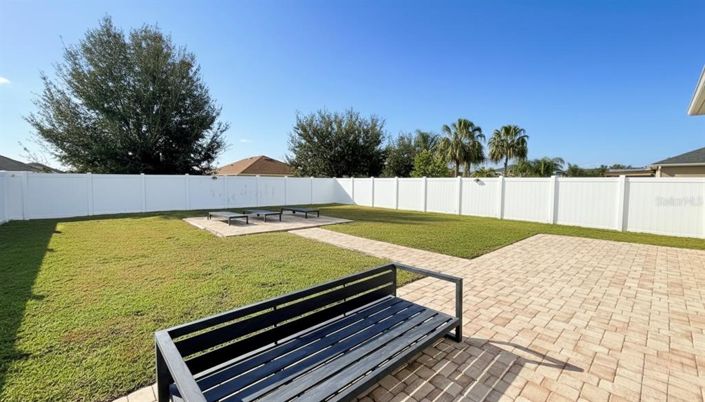 Image No.17-Propriété de 4 chambres à vendre à États-Unis