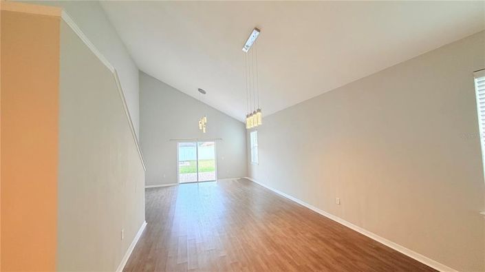 Image No.2-Propriété de 4 chambres à vendre à États-Unis