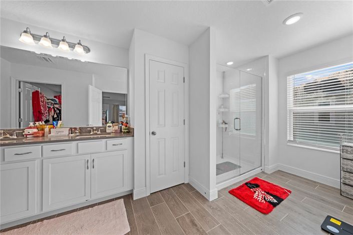 Image No.18-Propriété de 5 chambres à vendre à États-Unis