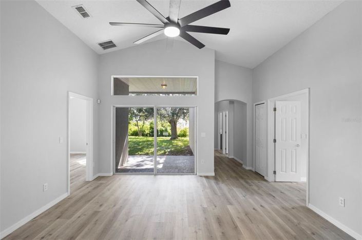 Image No.12-Propriété de 4 chambres à vendre à Kissimmee