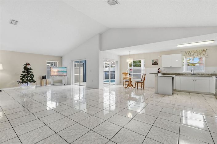 Image No.9-Propriété de 3 chambres à vendre à Kissimmee