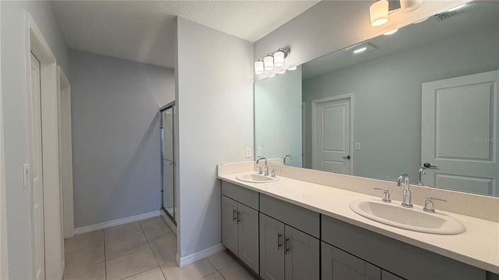 Image No.24-Propriété de 4 chambres à vendre à États-Unis