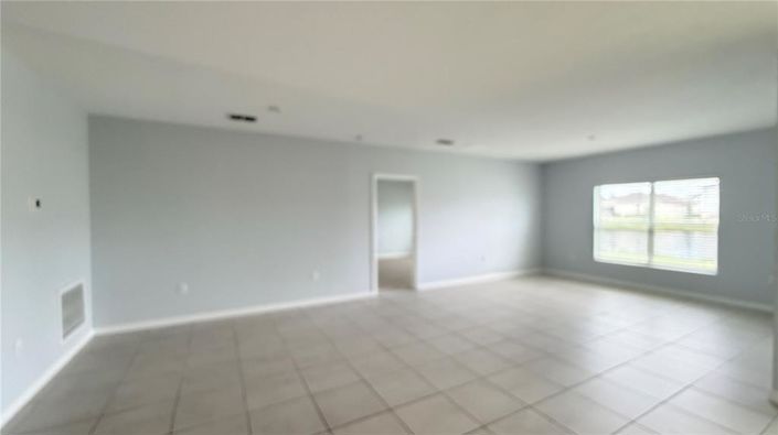 Image No.7-Propriété de 4 chambres à vendre à États-Unis