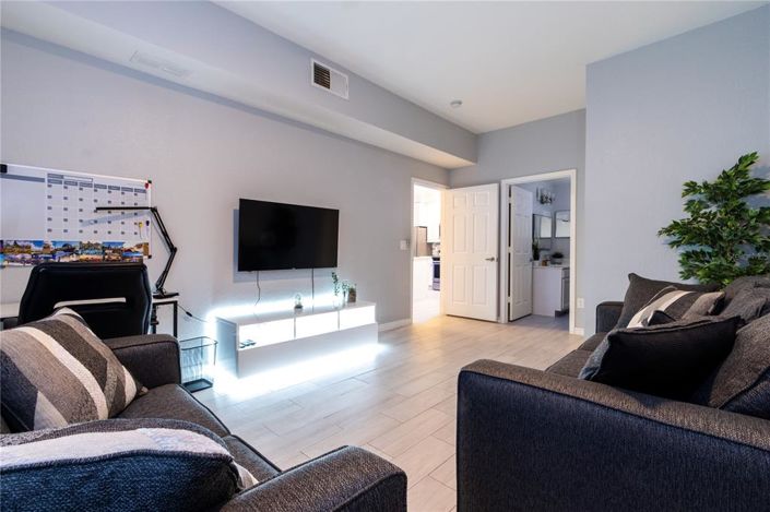 Image No.21-4 Bed Apartment for sale