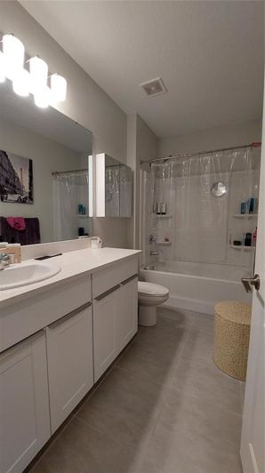 Image No.10-4 Bed Property for sale