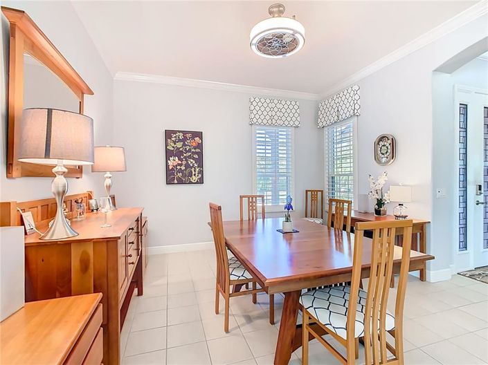 Image No.14-3 Bed Property for sale