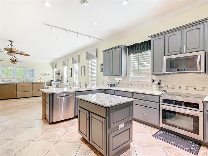 Image No.34-3 Bed Property for sale