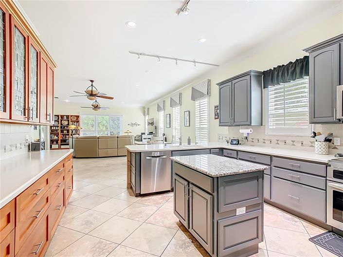 Image No.35-3 Bed House for sale