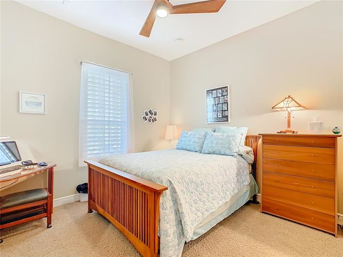 Image No.40-3 Bed Property for sale