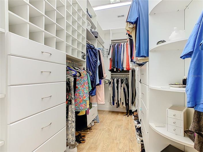 Image No.48-3 Bed House for sale