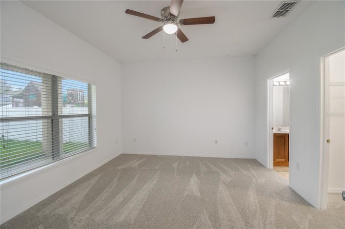 Image No.17-3 Bed House for sale