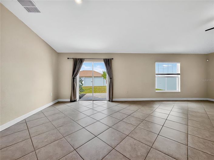 Image No.9-Maison de 3 chambres à vendre à Saint John