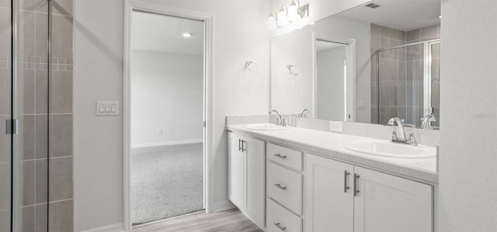 Image No.12-4 Bed Property for sale