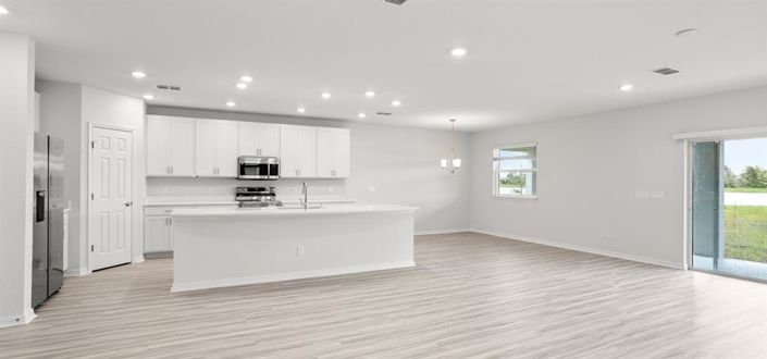 Image No.6-4 Bed Property for sale