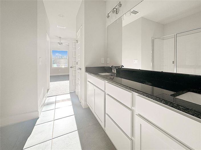 Image No.9-4 Bed Property for sale