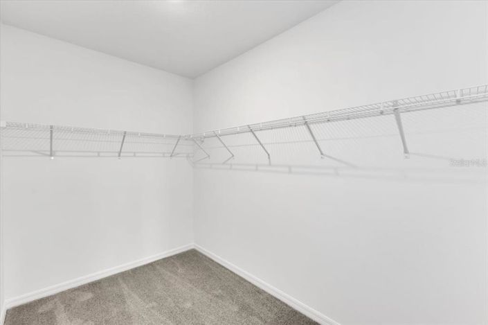 Image No.16-Propriété de 4 chambres à vendre à États-Unis