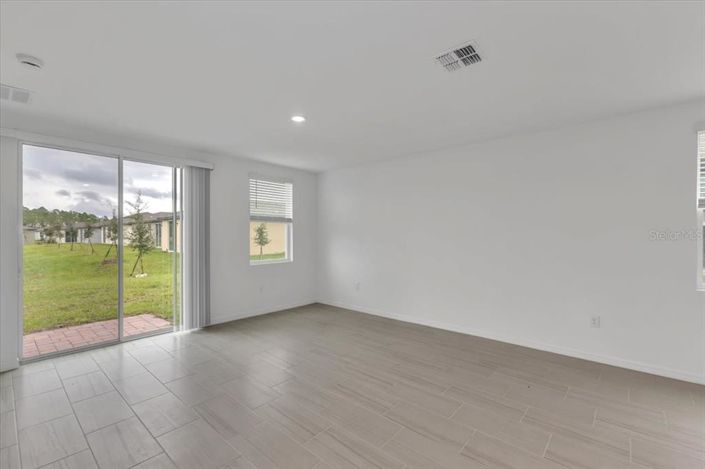 Image No.20-Propriété de 4 chambres à vendre à États-Unis