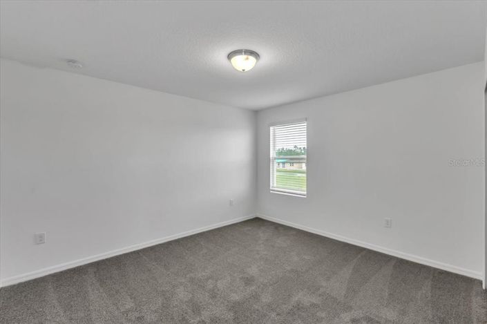 Image No.6-Propriété de 4 chambres à vendre à États-Unis