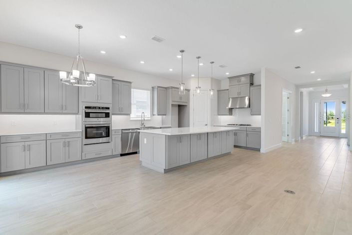 Image No.8-3 Bed Property for sale