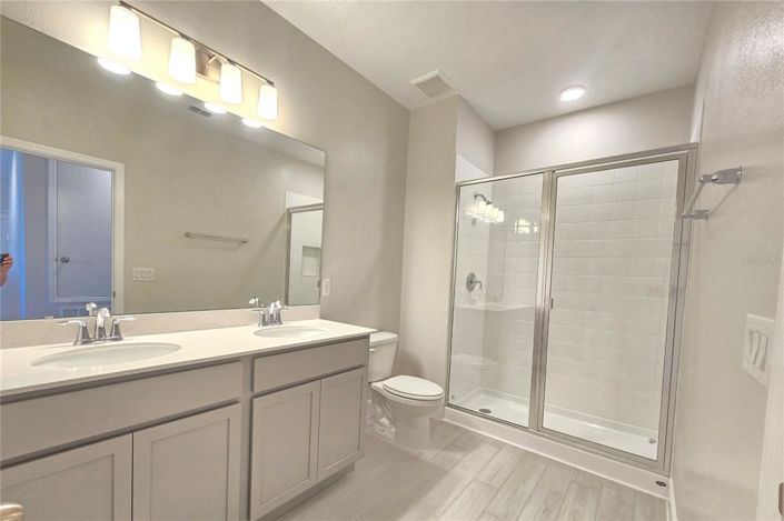 Image No.15-5 Bed Property for sale