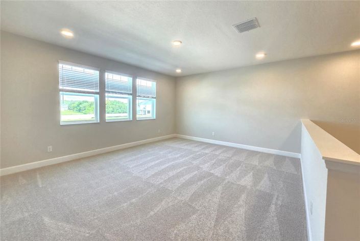 Image No.26-5 Bed Property for sale