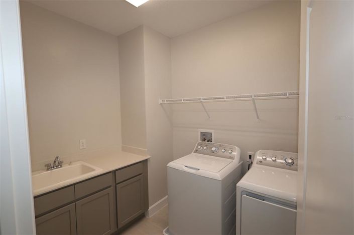 Image No.36-5 Bed Property for sale