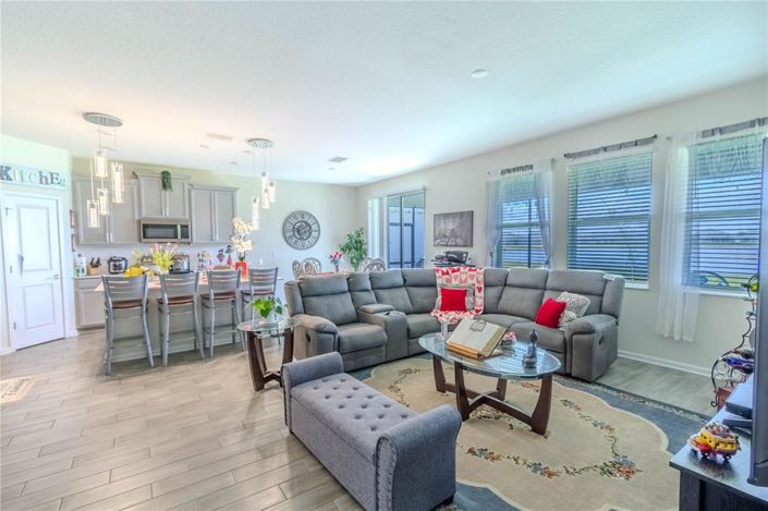 Image No.7-5 Bed Property for sale