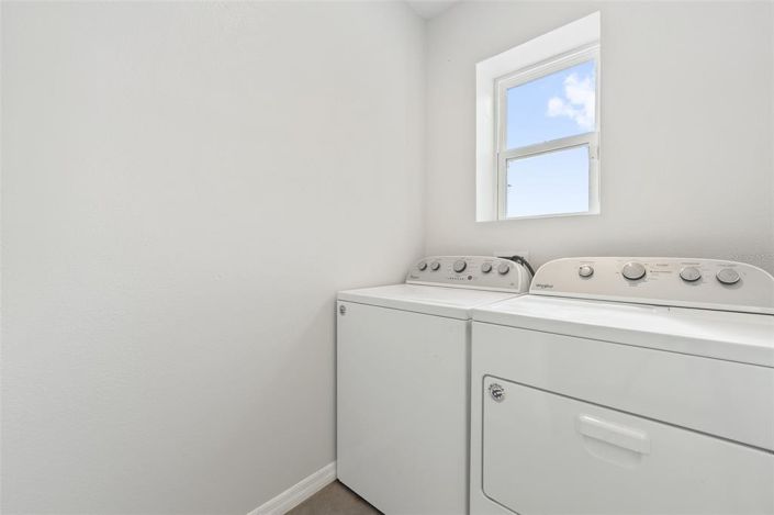 Image No.8-Propriété de 3 chambres à vendre à États-Unis