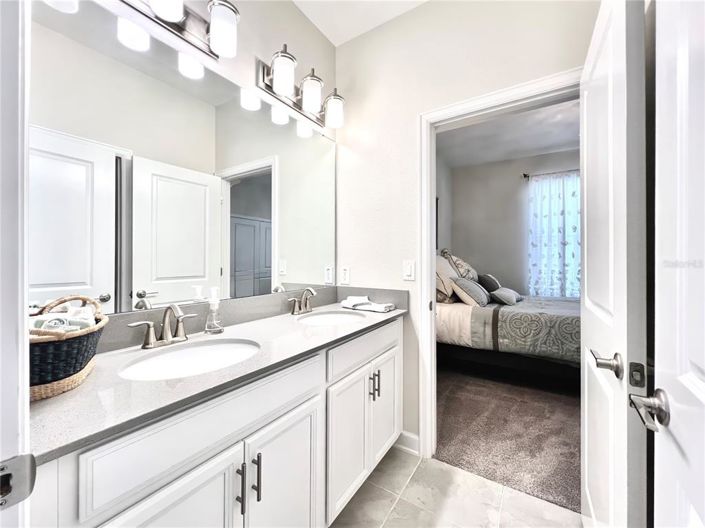 Image No.11-Propriété de 4 chambres à vendre à Kissimmee